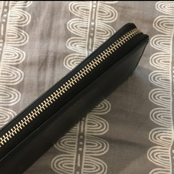 Cole Haan Leather Wallet - Picture 5 of 6